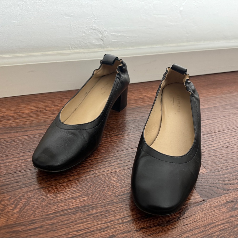 Everlane: The Day Heel in BLACK (Size 8)
